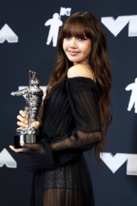 mtv vmas 2024 best kpop award lisa of blackpink